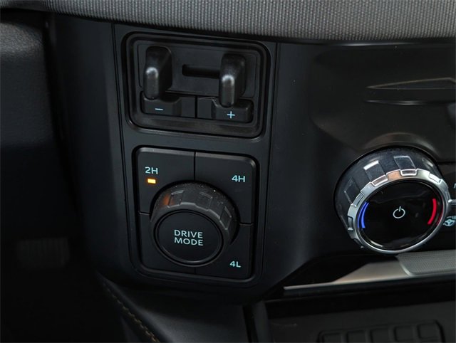 Certified 2024 Ford F250 Platinum image 18