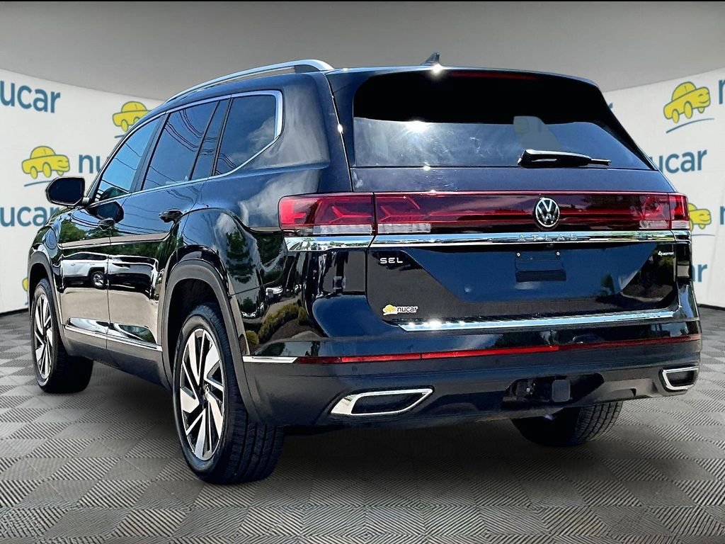 Used 2024 Volkswagen Atlas SEL AWD/4WD image 4