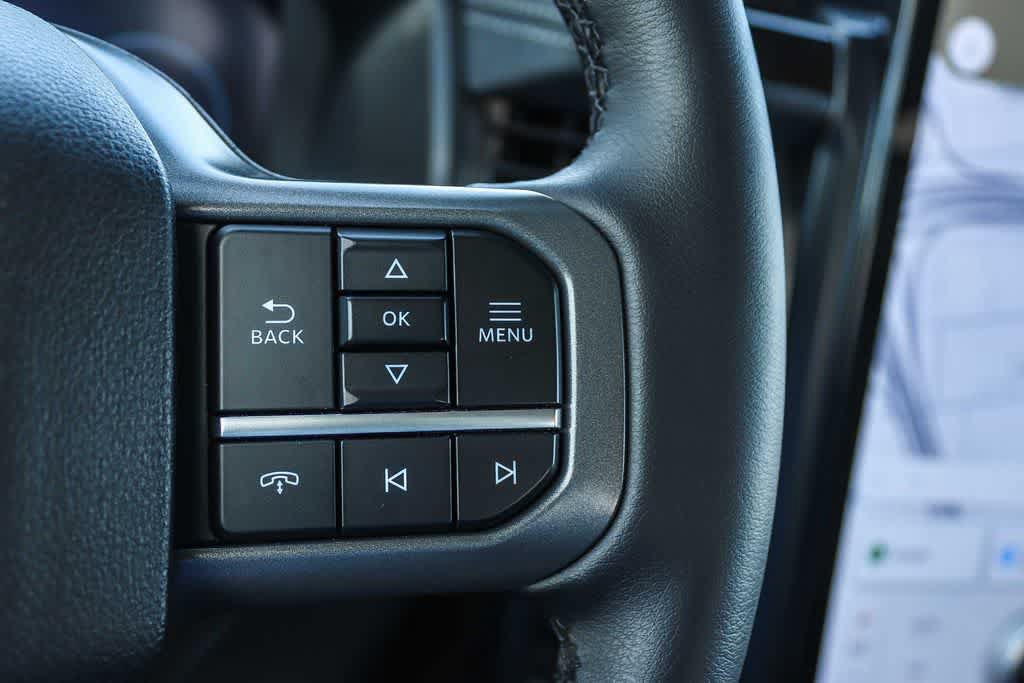 Used 2025 Ford F150 Lightning Flash AWD/4WD image 22