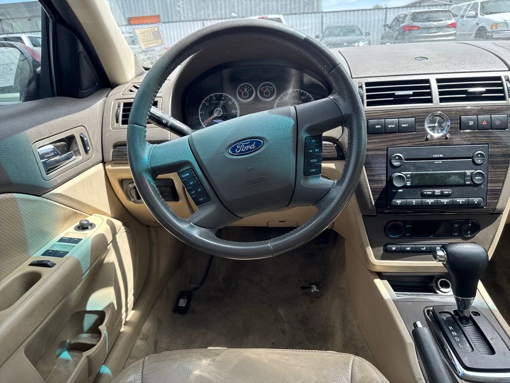 Used 2006 Ford Fusion SEL FWD image 13