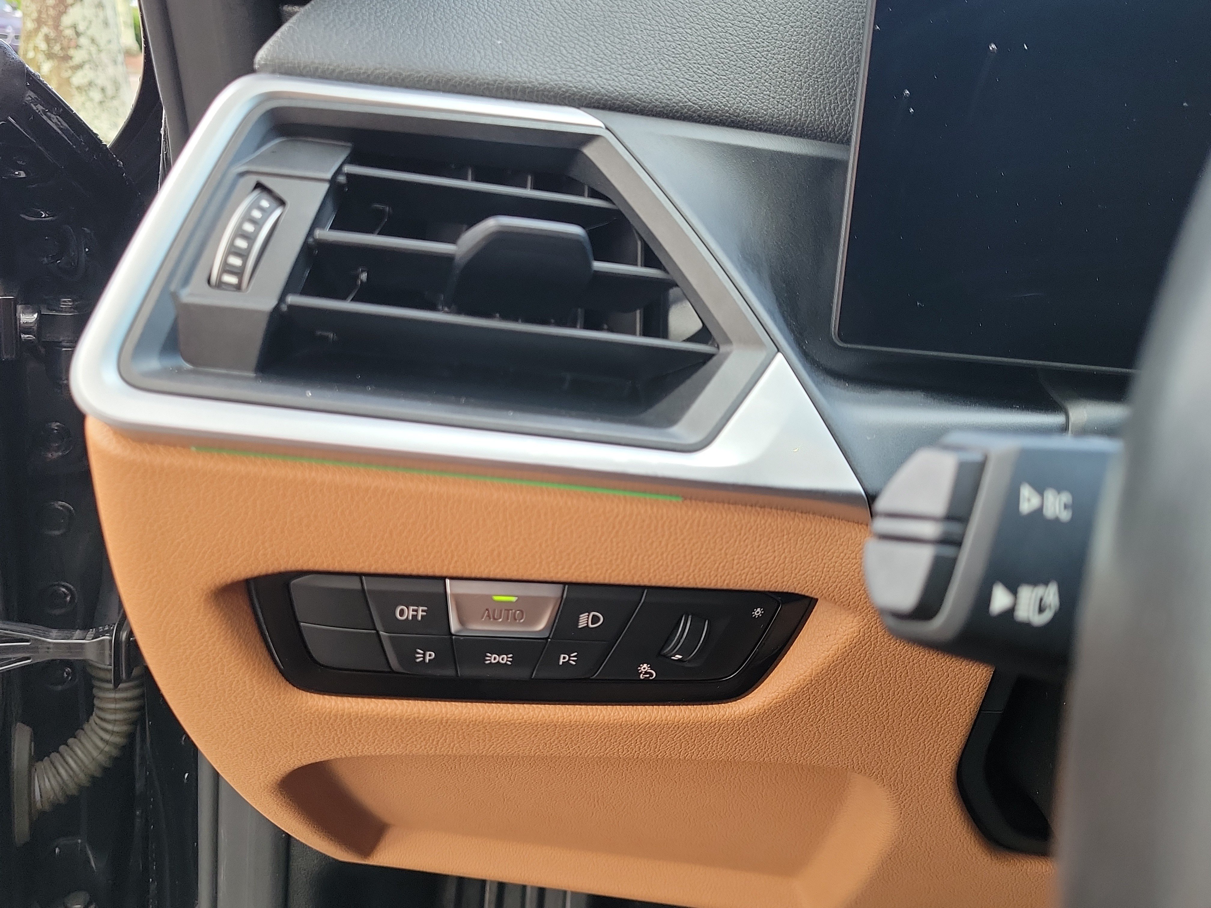 Certified 2024 BMW i4 eDrive35 w/ Premium Package RWD image 17