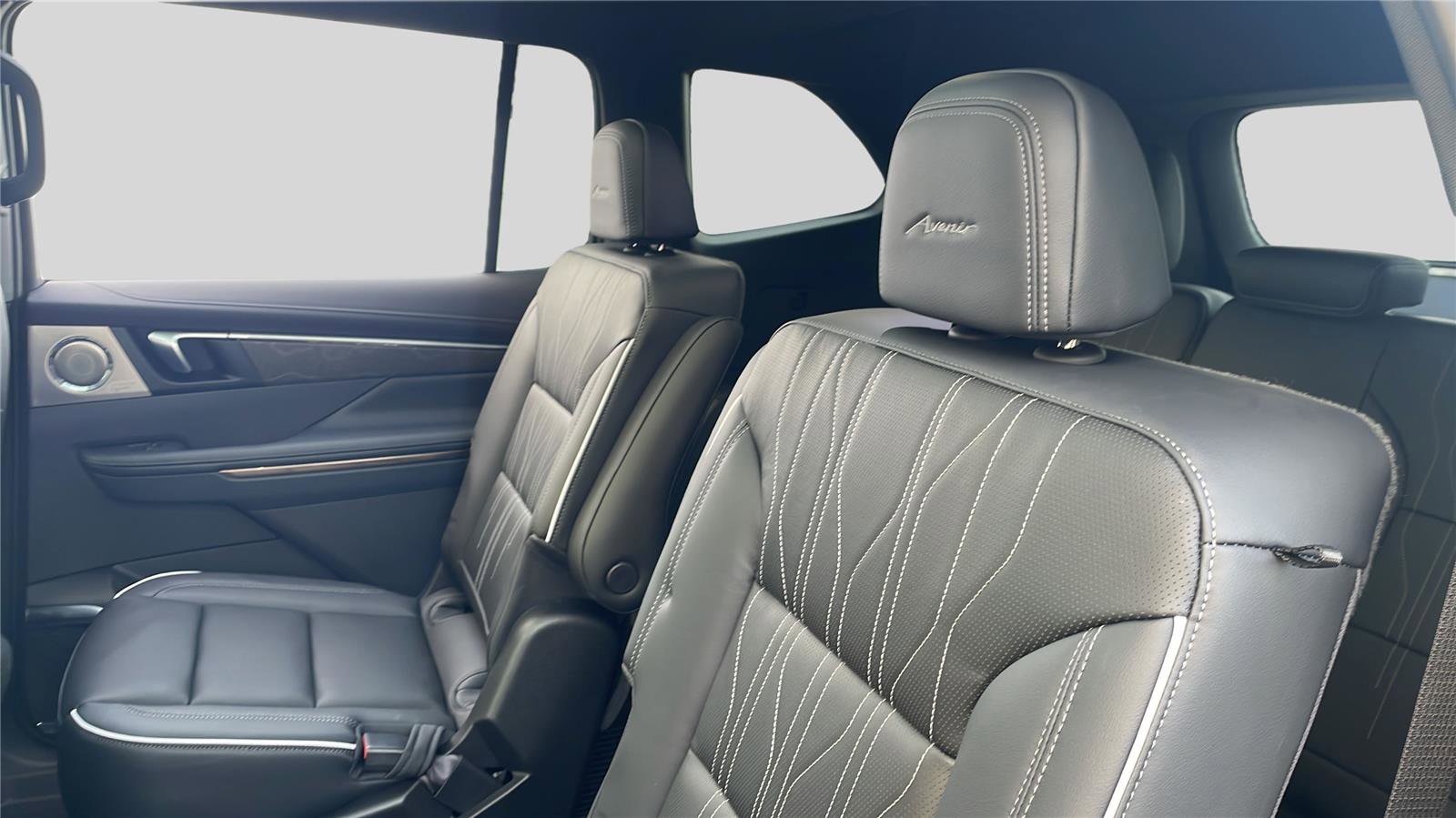 New 2026 Buick Enclave Avenir w/ Super Cruise Package image 18