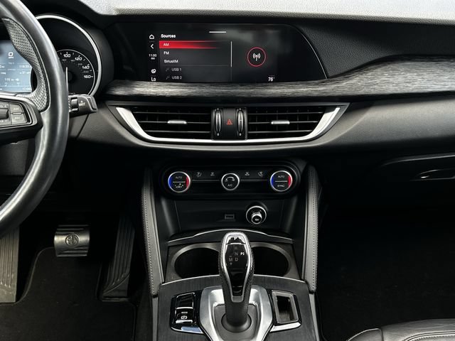 Used 2021 Alfa Romeo Stelvio Sprint w/ Nero Edizione RWD image 17
