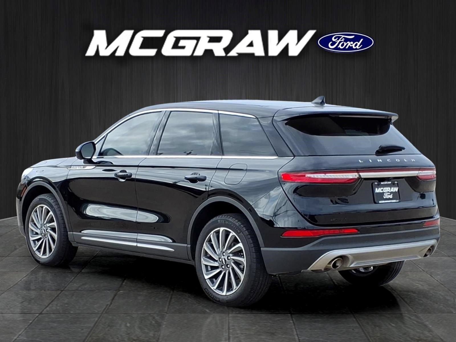 Used 2025 Lincoln Corsair Reserve AWD/4WD image 9