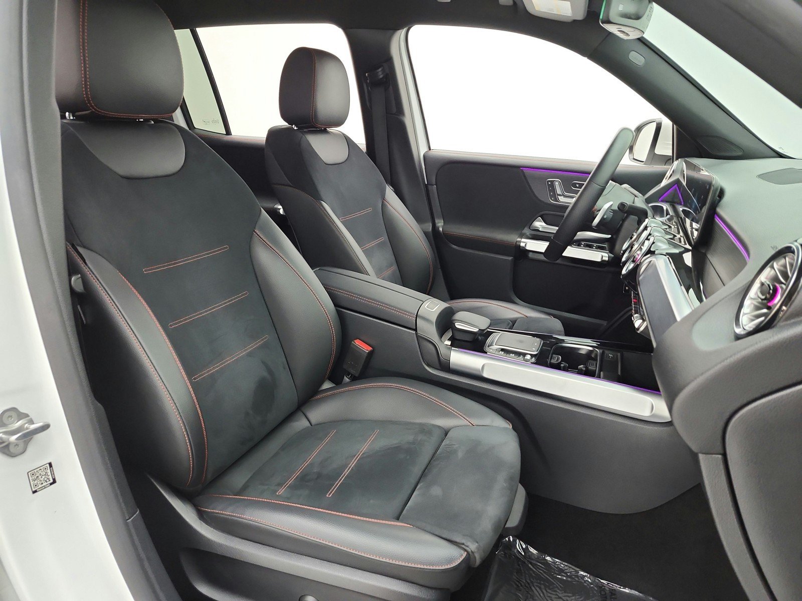 Used 2022 Mercedes-Benz GLB 250 image 17