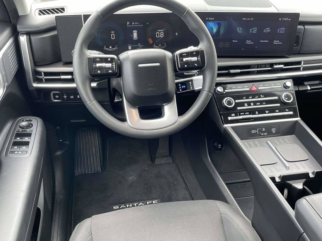 Certified 2025 Hyundai Santa Fe SE FWD image 9