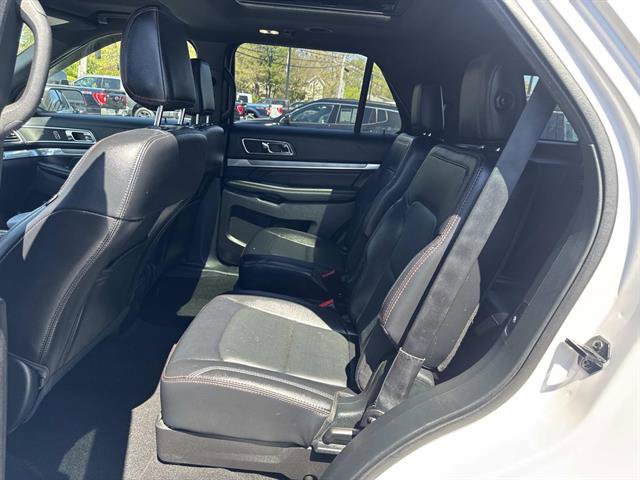 Used 2019 Ford Explorer Sport w/ Equipment Group 401A AWD/4WD image 8