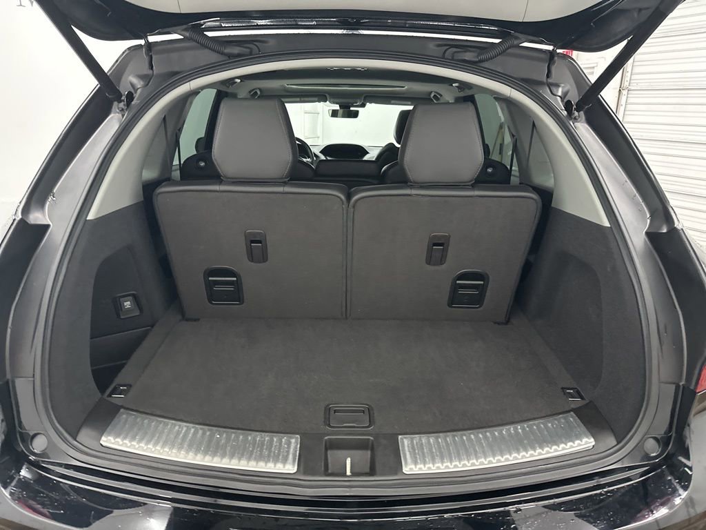 Used 2020 Acura MDX FWD image 26