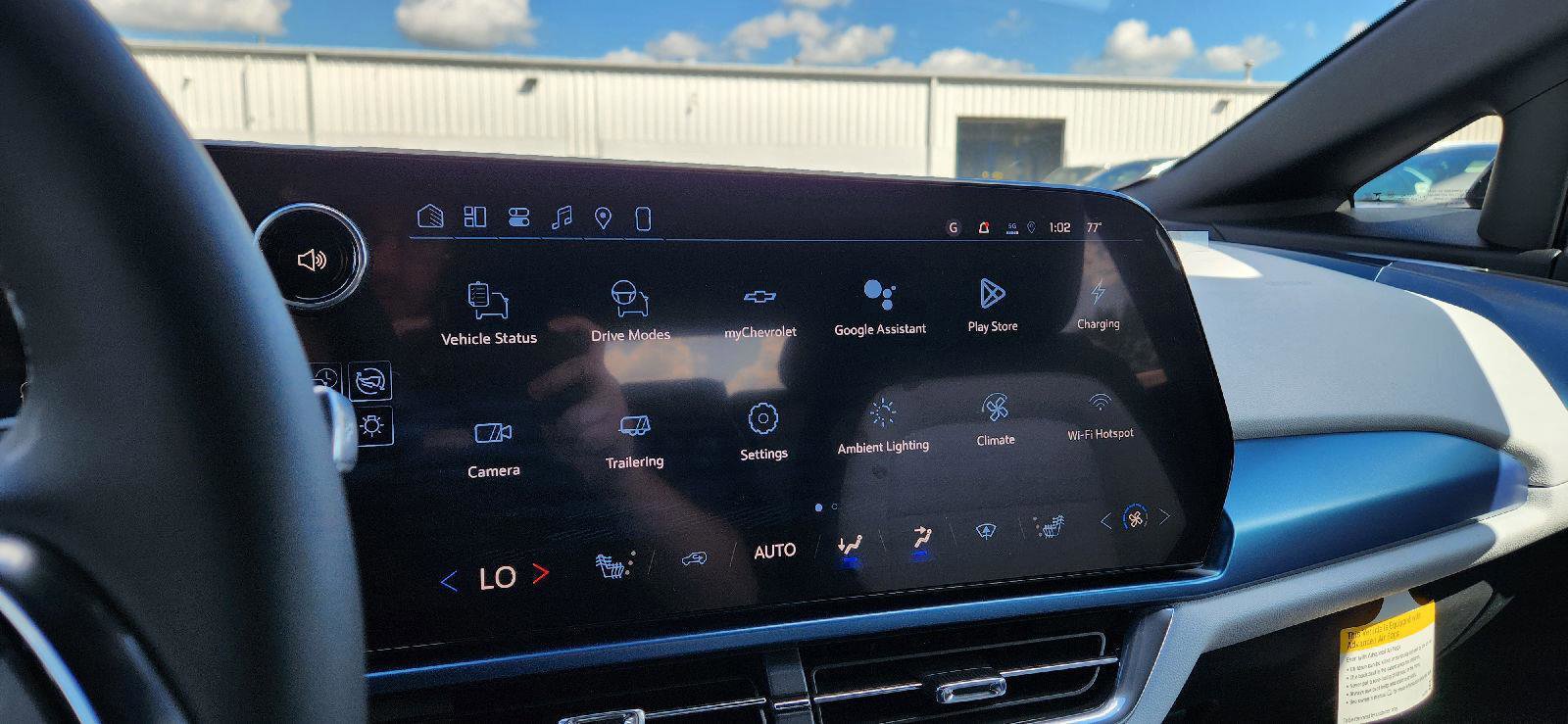 New 2026 Chevrolet Equinox EV LT image 14