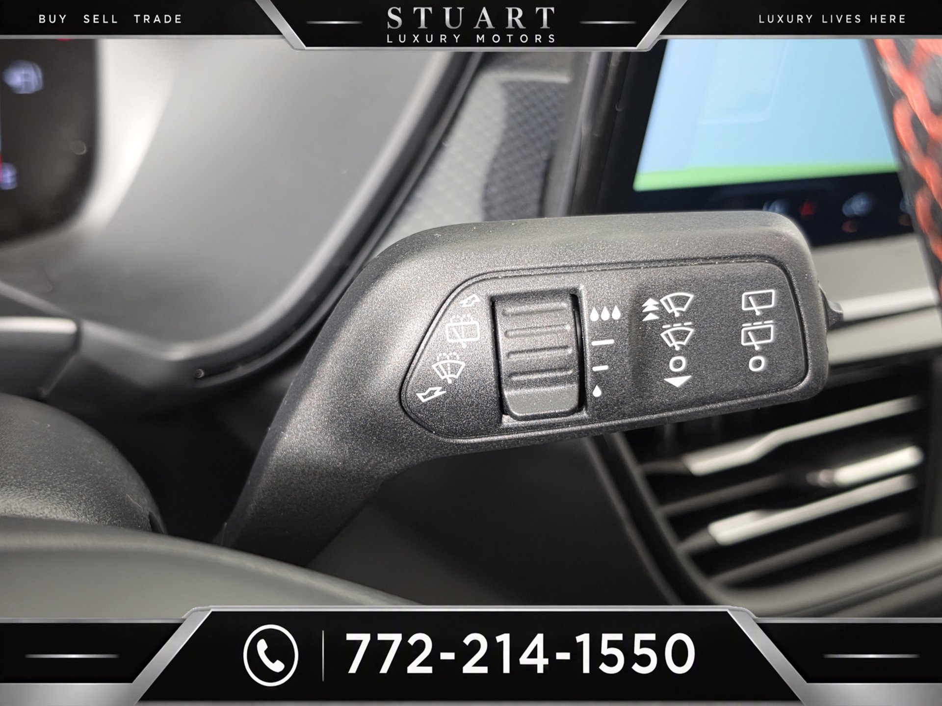 Used 2025 Ford Escape ST-Line w/ Equipment Group 301A FWD image 12