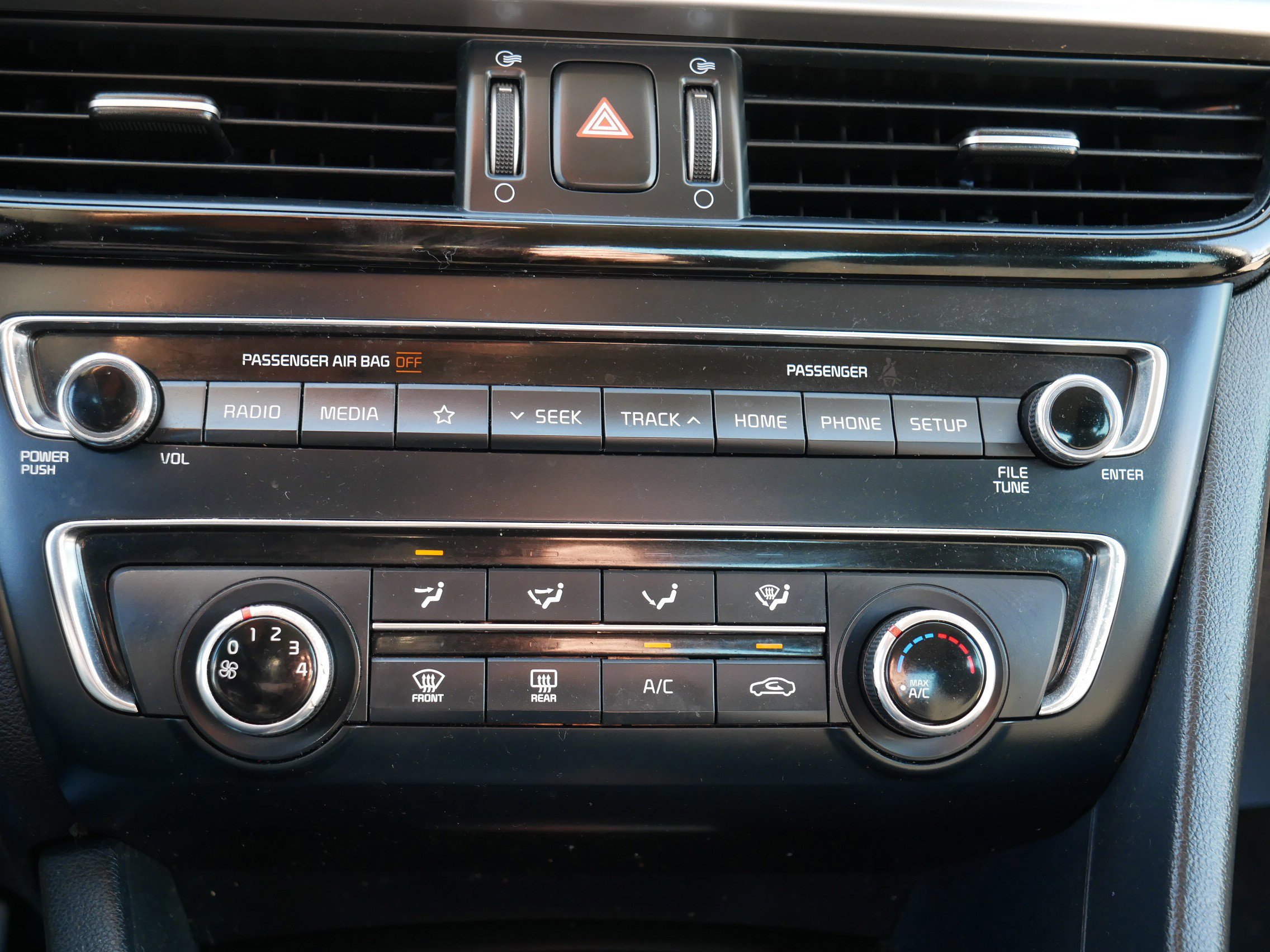 Used 2020 Kia Optima LX image 28