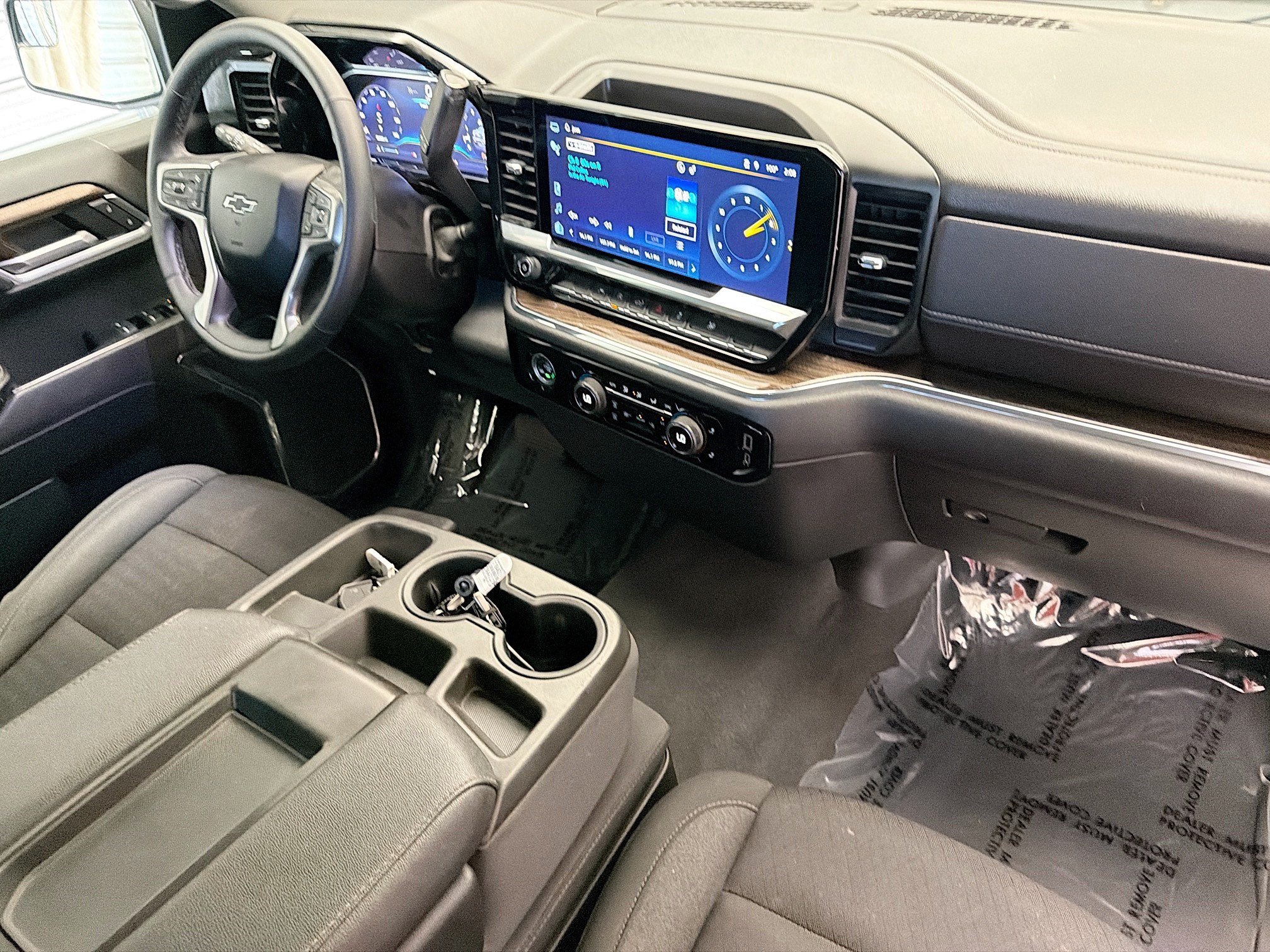 Used 2023 Chevrolet Silverado 1500 RST RWD image 12
