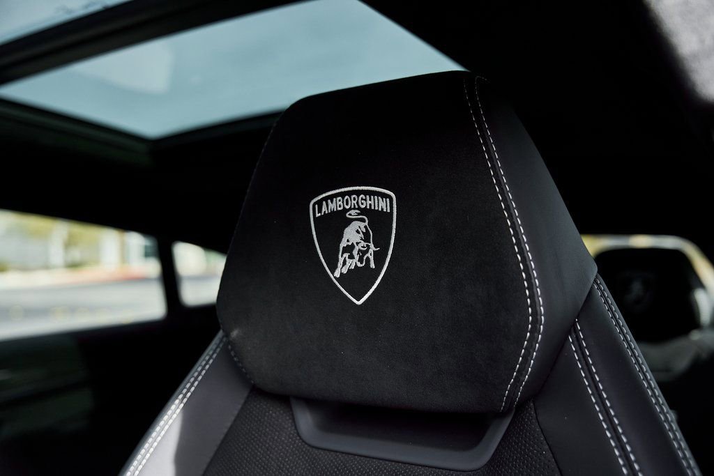 Used 2024 Lamborghini Urus Performante image 52