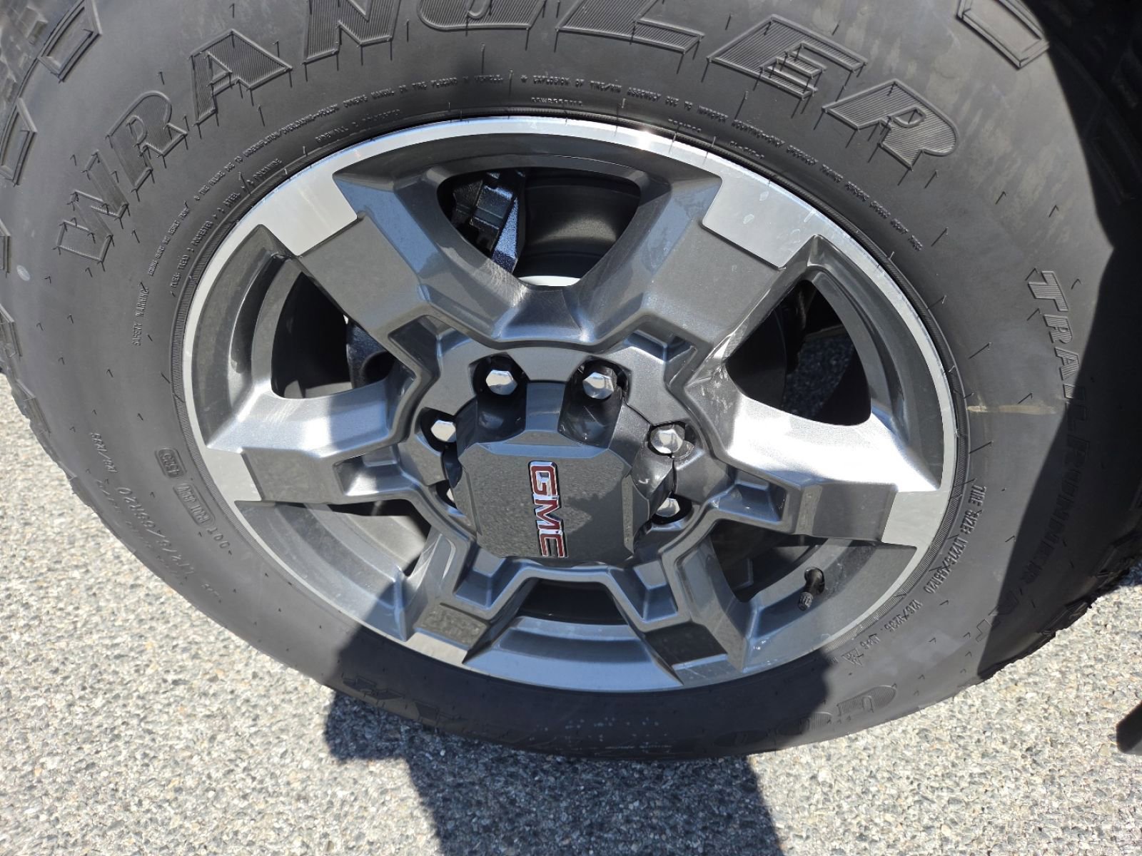 New 2026 GMC Sierra 2500 SLT image 15