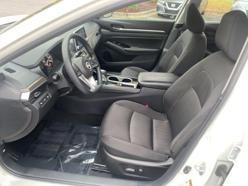 Used 2023 Nissan Altima 2.5 SV image 15