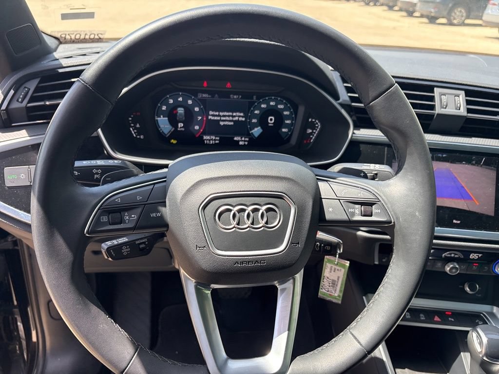 Used 2025 Audi Q3 2.0T Premium AWD/4WD image 15