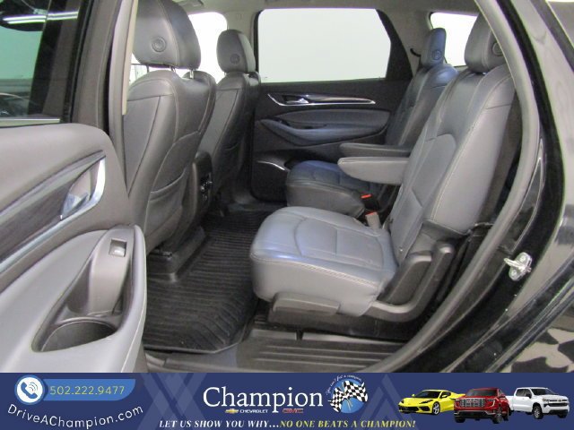 Used 2018 Buick Enclave Essence AWD/4WD image 17