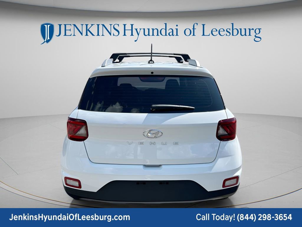 New 2026 Hyundai Venue SEL FWD image 6