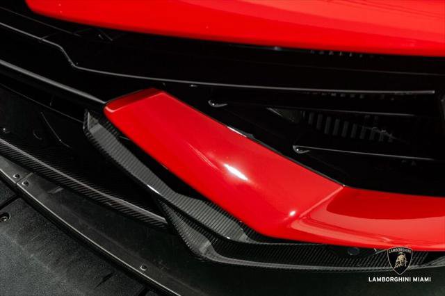 Used 2023 Lamborghini Urus Performante image 11