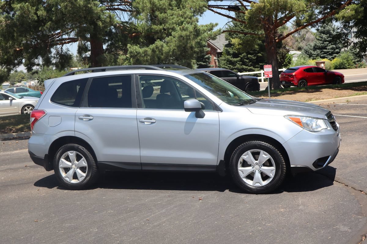 Used 2015 Subaru Forester 2.5i Limited AWD/4WD image 2