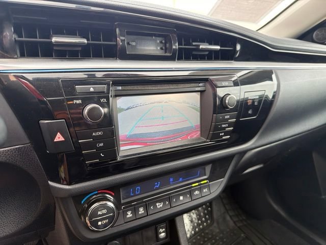 Used 2015 Toyota Corolla S w/ Body Protection Package #1 FWD image 29
