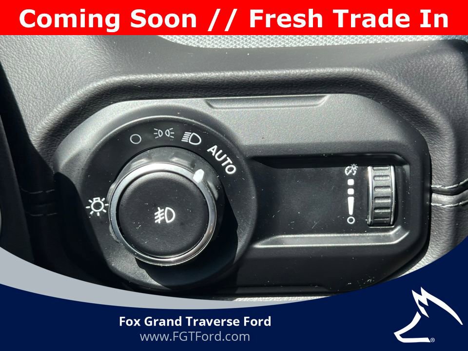 Used 2025 Jeep Wrangler Unlimited Sahara AWD/4WD image 14