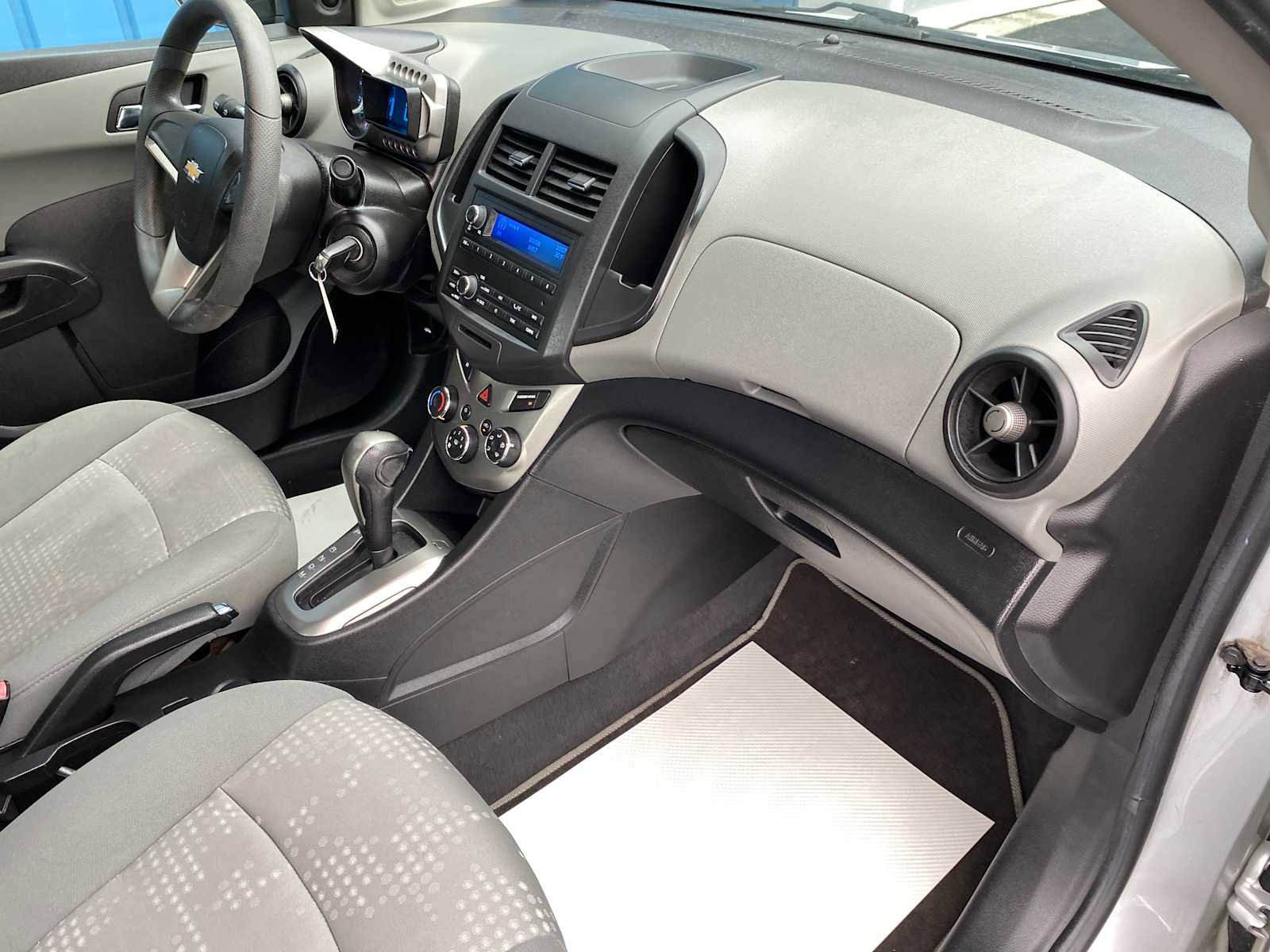 Used 2013 Chevrolet Sonic LS image 20