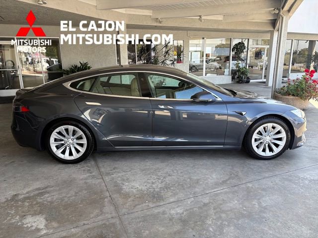 Used 2017 Tesla Model S 100D AWD/4WD image 2