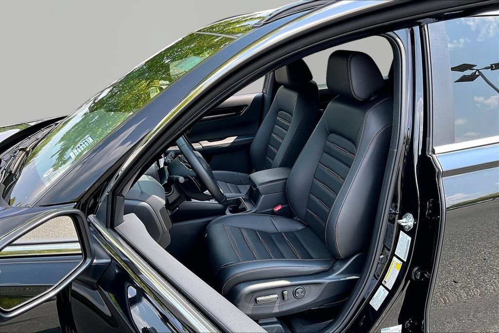 Used 2025 Honda CR-V Sport Touring image 17
