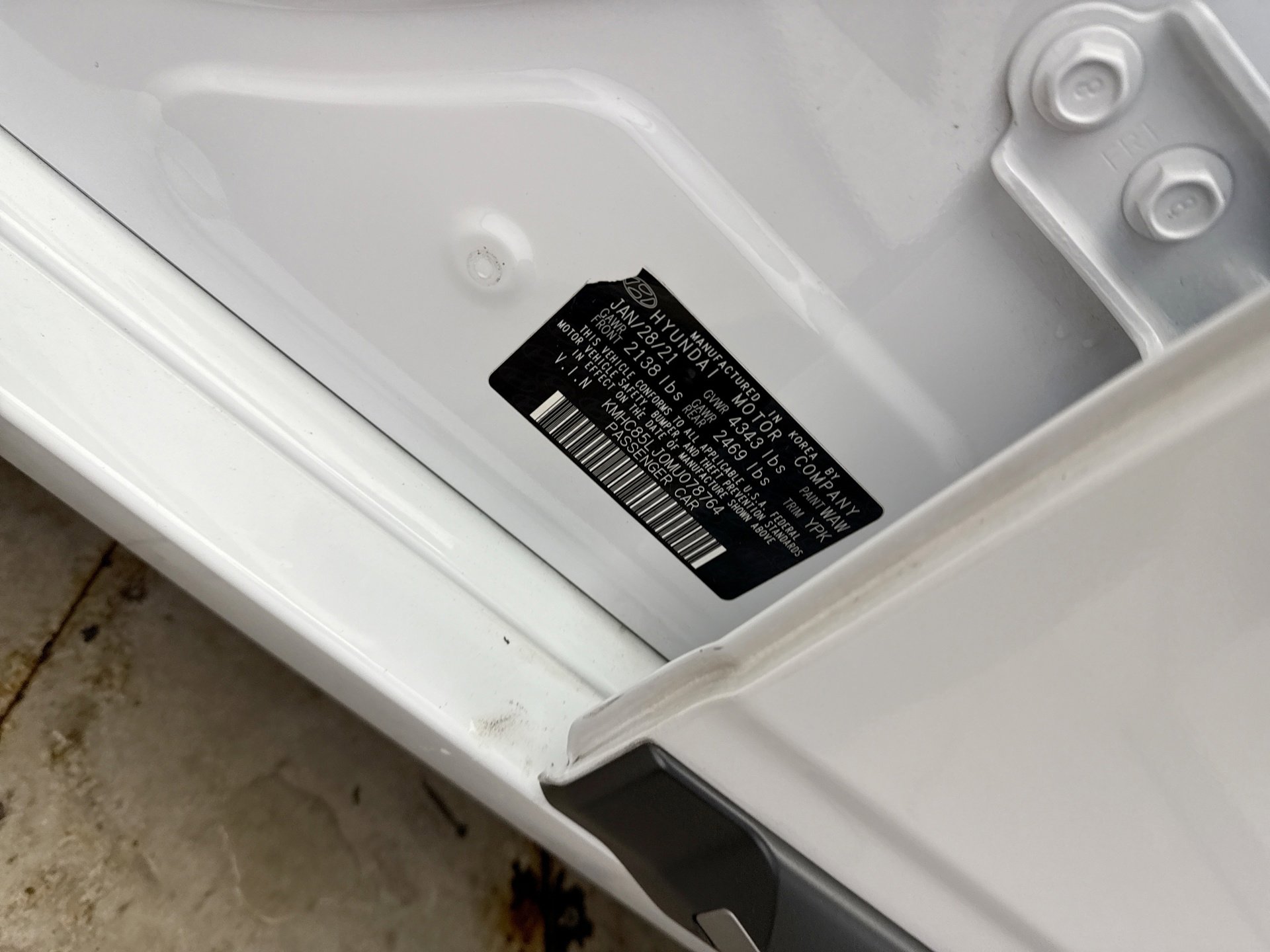 Used 2021 Hyundai Ioniq Limited image 20