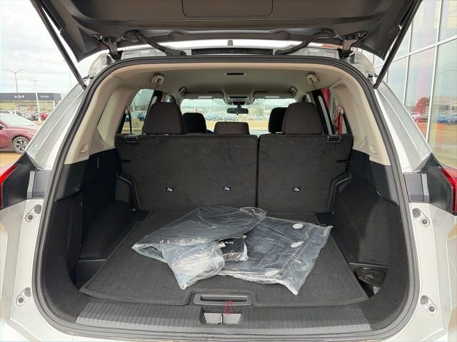 Used 2025 Nissan Rogue S image 20