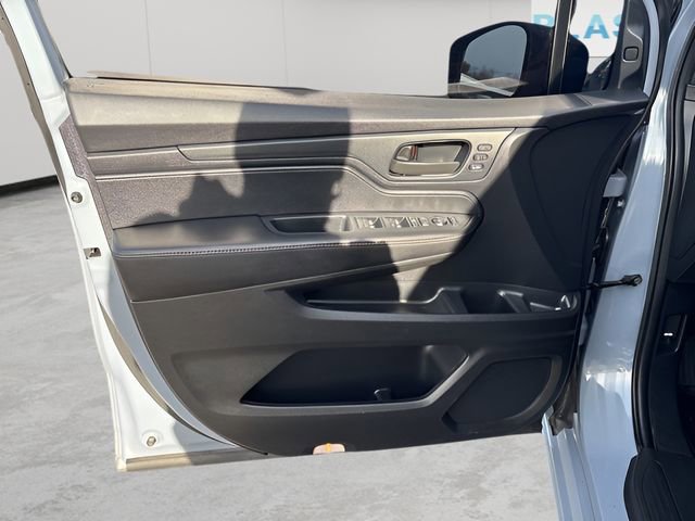 Used 2024 Honda Odyssey Sport image 15