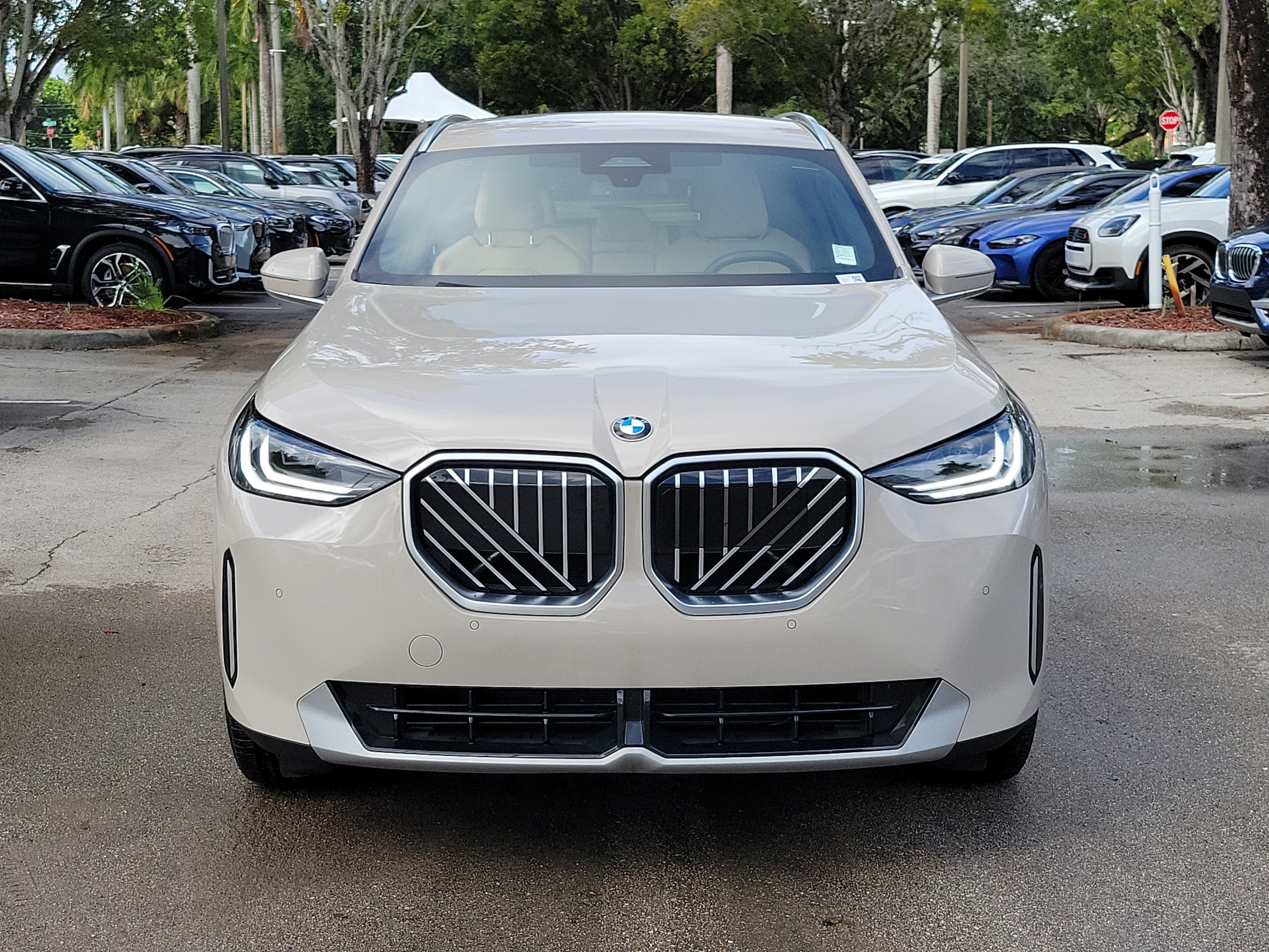 Used 2025 BMW X3 xDrive30i AWD/4WD image 5