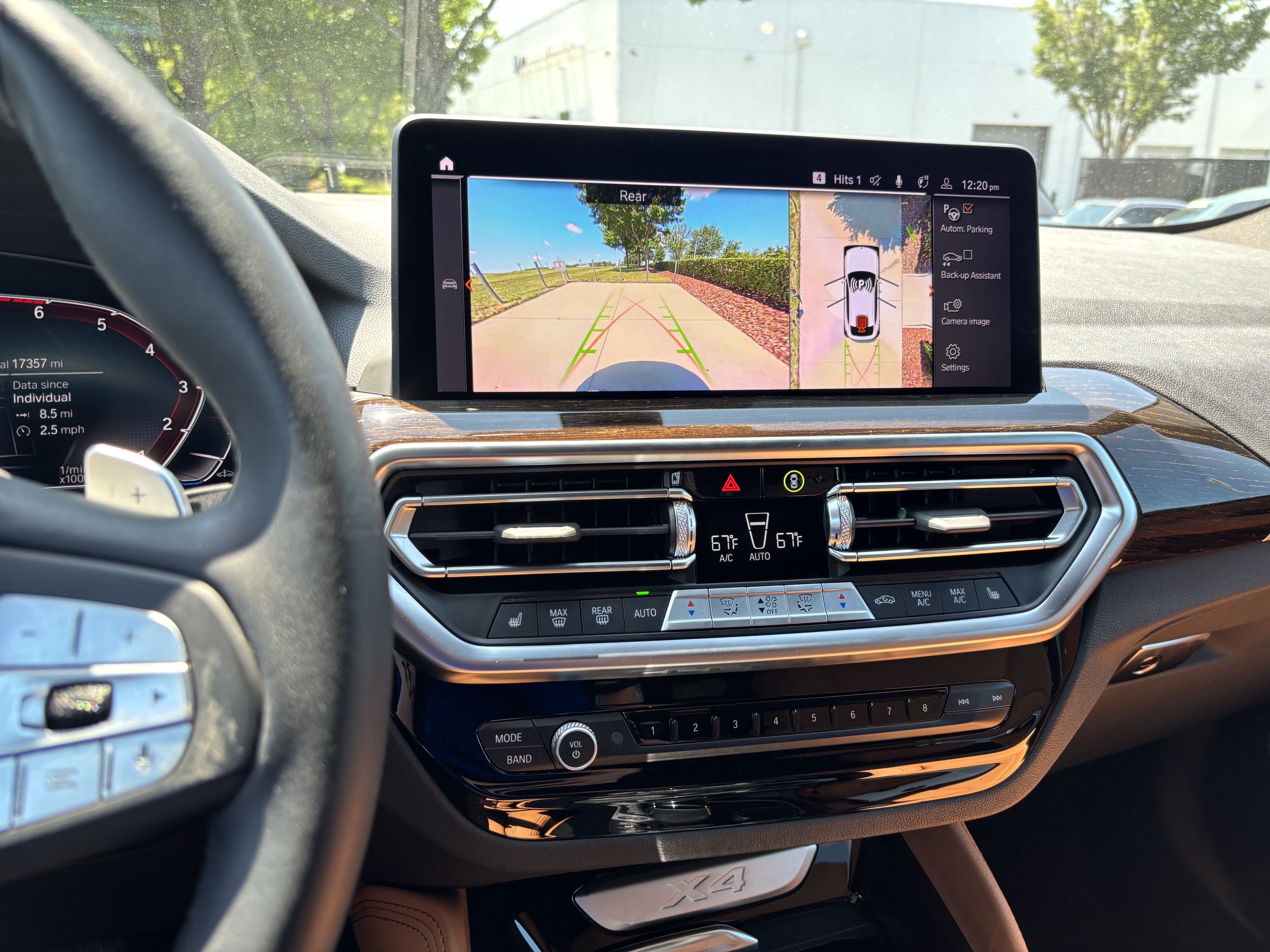 Used 2025 BMW X4 xDrive30i AWD/4WD image 31