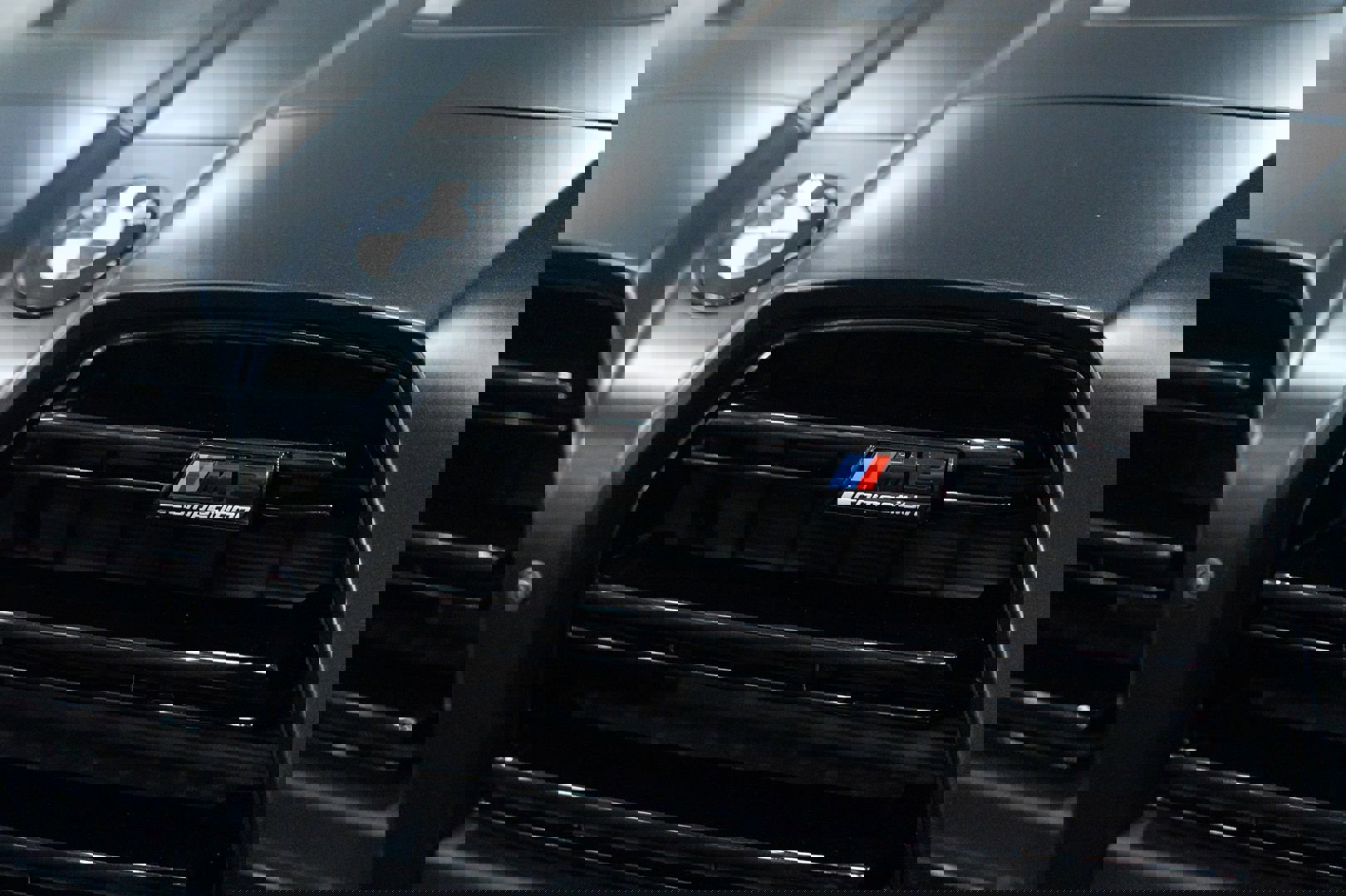 Used 2022 BMW M3 Competition w/ M Carbon Exterior Package AWD/4WD image 19