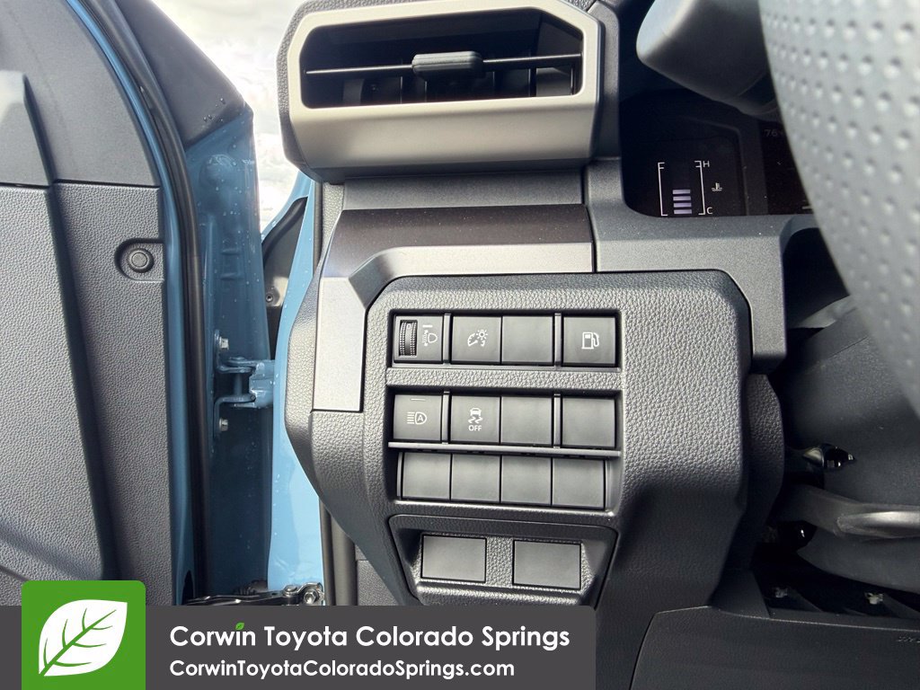 New 2026 Toyota 4Runner SR5 AWD/4WD image 21