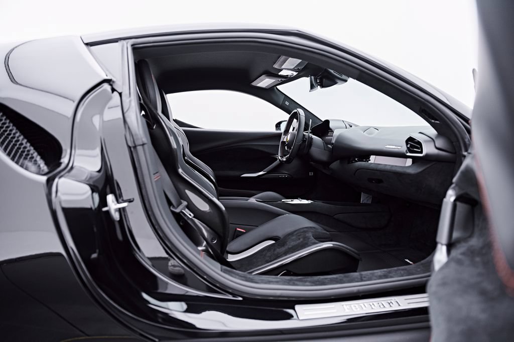 Used 2023 Ferrari 296 GTB RWD image 34