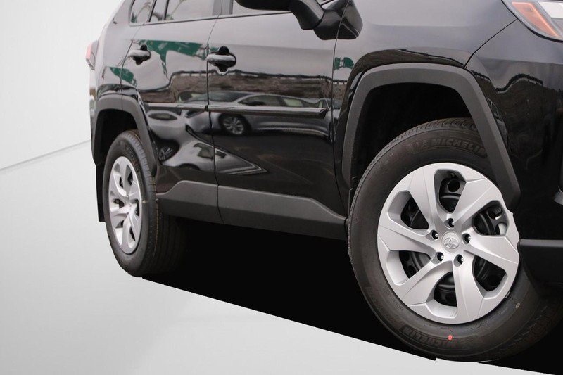 New 2025 Toyota RAV4 LE image 3