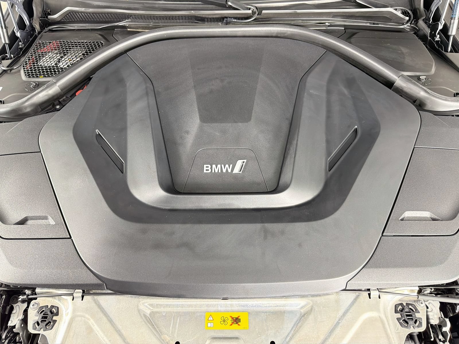 Certified 2023 BMW i4 eDrive40 w/ Premium Package RWD image 31