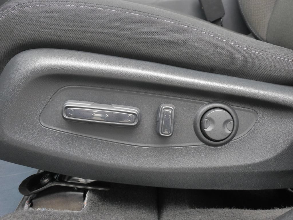 Used 2025 Honda CR-V EX image 22