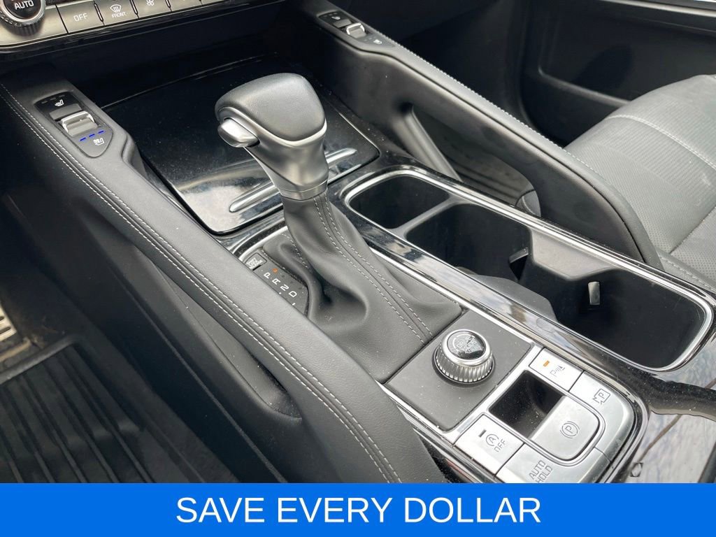 Used 2024 Kia Telluride SX w/ Towing Package FWD image 17