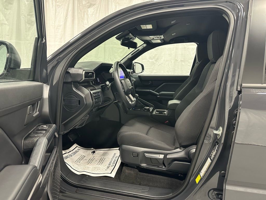 Used 2025 Toyota 4Runner SR5 image 10