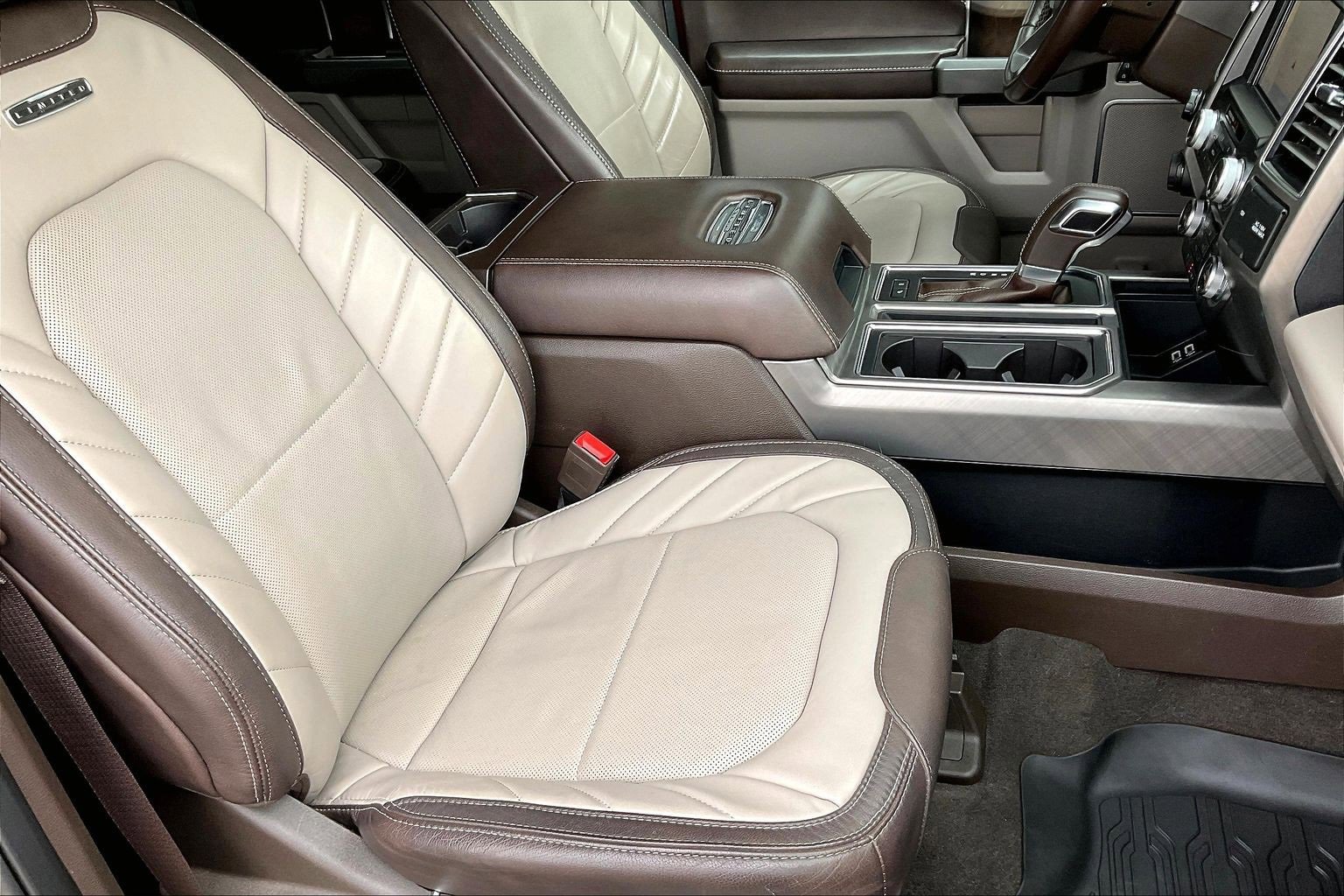 Used 2019 Ford F150 Limited w/ Trailer Tow Package image 22