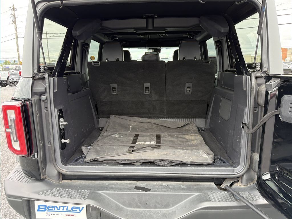 Used 2023 Ford Bronco Badlands AWD/4WD image 9