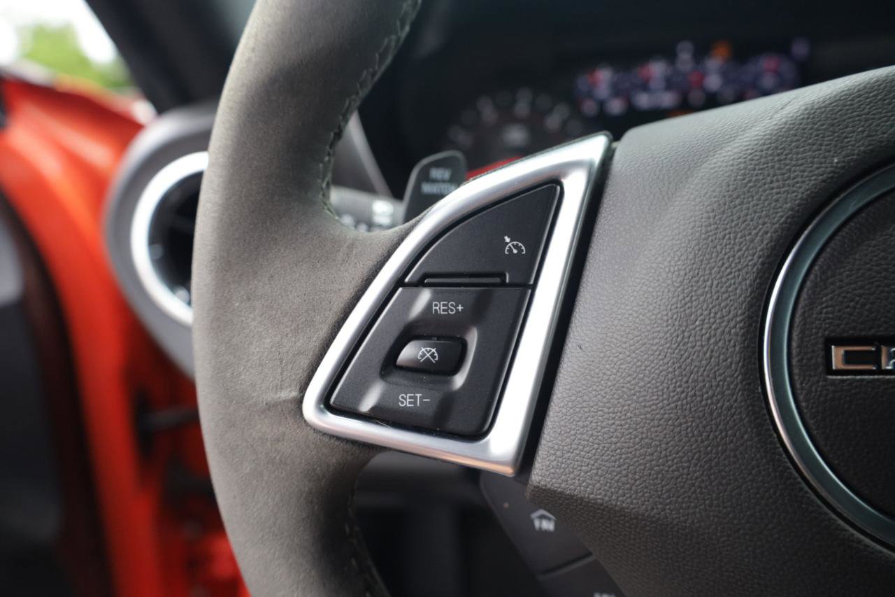 Used 2019 Chevrolet Camaro SS RWD image 26
