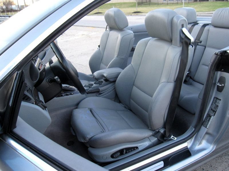 Used 2004 BMW 325Ci Convertible RWD image 21