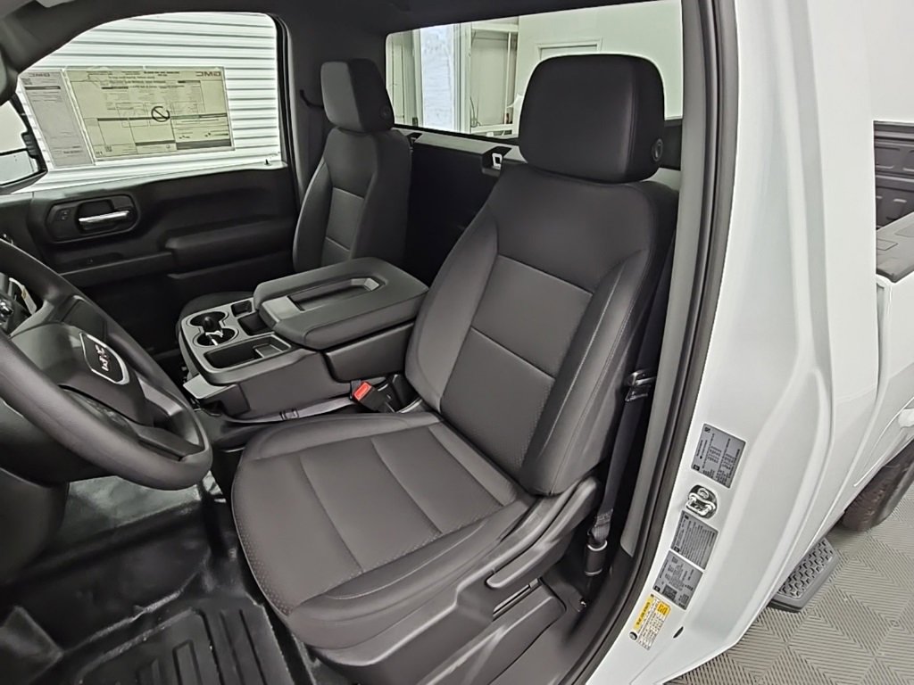 New 2025 GMC Sierra 3500 Pro image 24