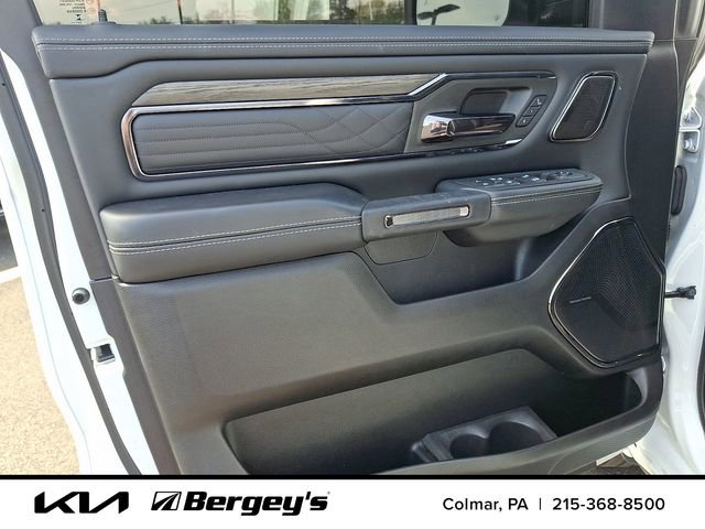 Used 2025 RAM 1500 Limited AWD/4WD image 15