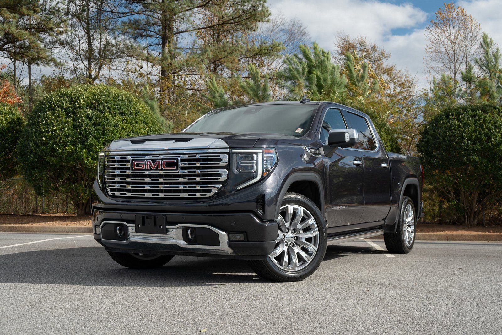 Used 2024 GMC Sierra 1500 Denali w/ Denali Reserve Package image 1