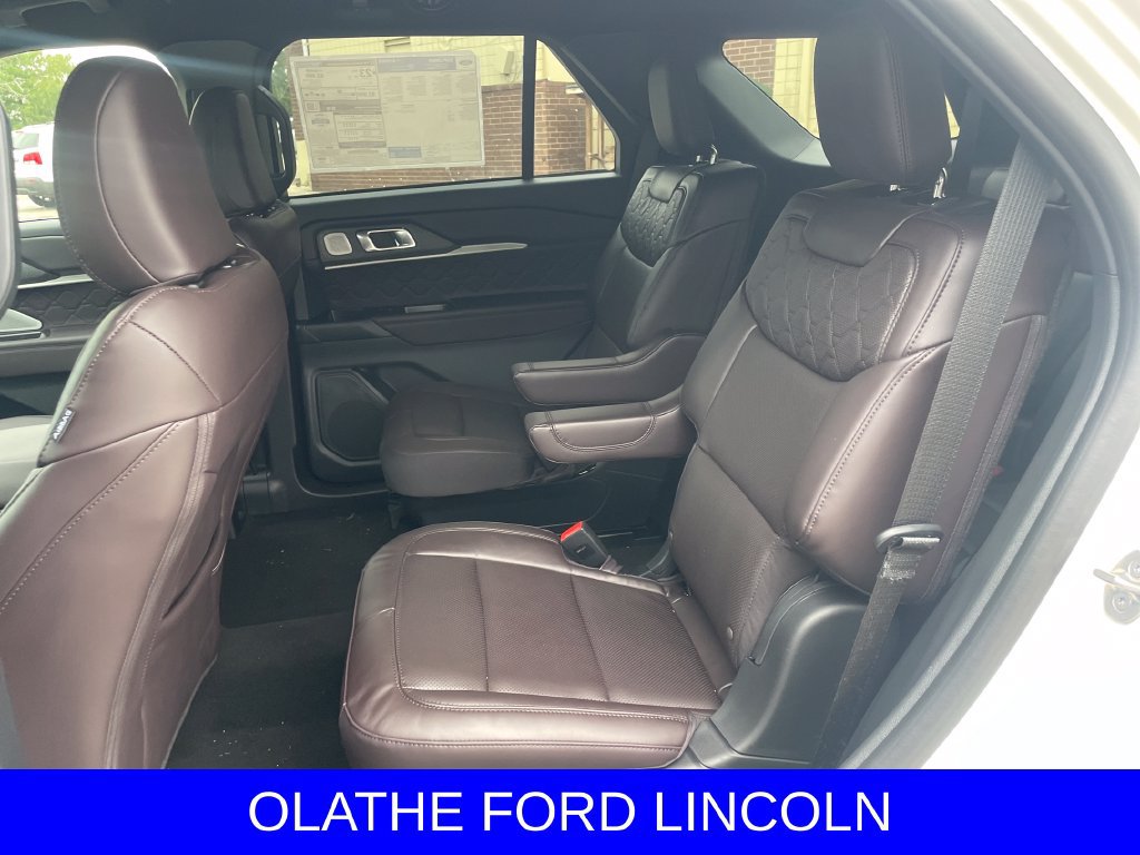 New 2027 Ford Explorer Platinum w/ LUX Leather Package AWD/4WD image 14
